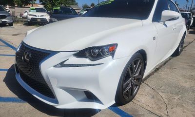 2016 Lexus IS 200T