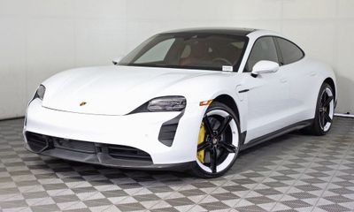2021 Porsche Taycan Turbo S