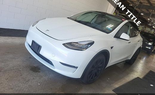 2023 Tesla Model Y Long Range