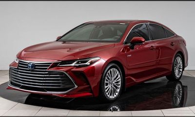 2020 Toyota Avalon Limited Clearance Back