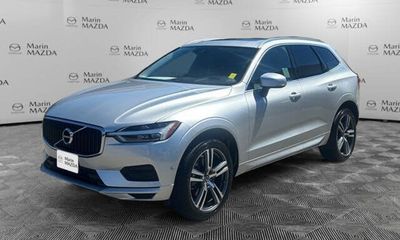2019 Volvo XC60 Momentum