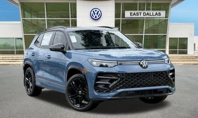 2026 Volkswagen Tiguan SE Black