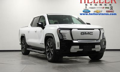2025 GMC Sierra Denali