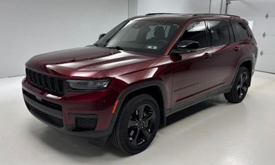 2022 Jeep Grand Cherokee L Laredo