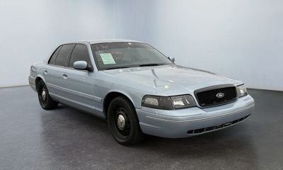1999 Ford Crown Victoria LX