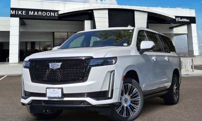 2022 Cadillac Escalade ESV Sport