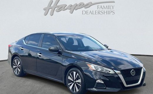 2022 Nissan Altima SV