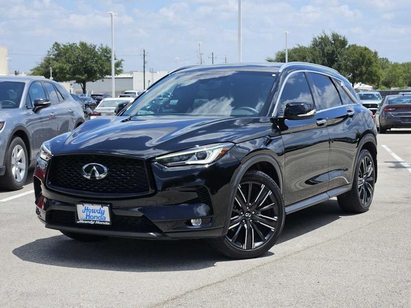 2022 Infiniti QX50 — a typically priced live listing