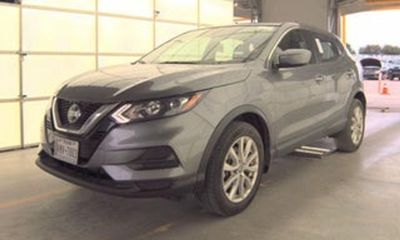 2022 Nissan Rogue Sport S