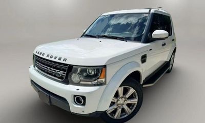 2016 Land Rover LR4 Base