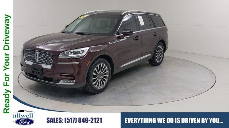 2020 Lincoln Aviator — a typically priced live listing