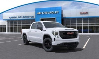 2023 GMC Sierra Denali