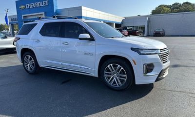 2023 Chevrolet Traverse High Country
