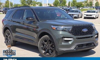 2023 Ford Explorer ST Line