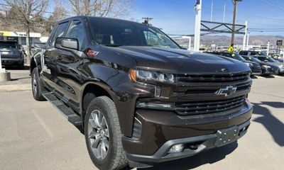 2019 Chevrolet Silverado RST