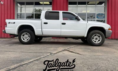 2004 Dodge Dakota SLT