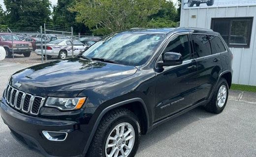 2020 Jeep Grand Cherokee Laredo