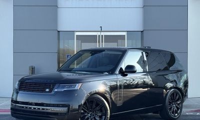 2026 Land Rover Range SE