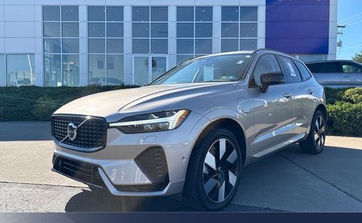 2025 Volvo XC60 Ultra Dark