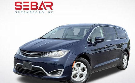2018 Chrysler Pacifica Touring Plus