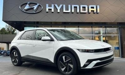 2025 Hyundai Ioniq 5 SE