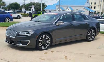 2019 Lincoln MKZ Reserve II