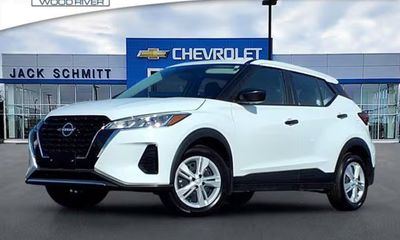 2025 Nissan Kicks Play S