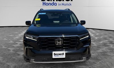 2023 Honda Pilot TRG