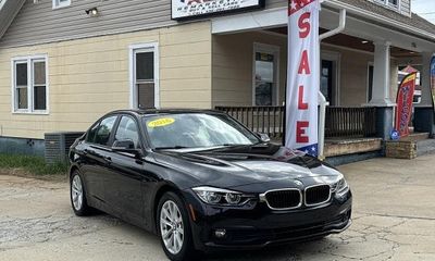 2016 BMW 320i Sedan
