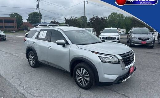 2023 Nissan Pathfinder SL