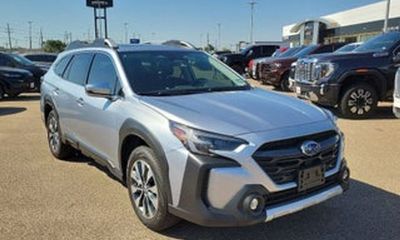 2023 Subaru Outback Touring