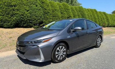 2021 Toyota Prius Prime phev XLE
