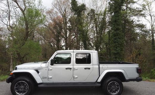 2022 Jeep Gladiator Overland