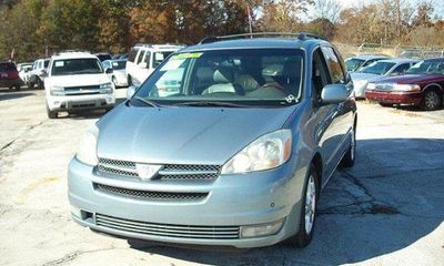 2004 Toyota Sienna XLE