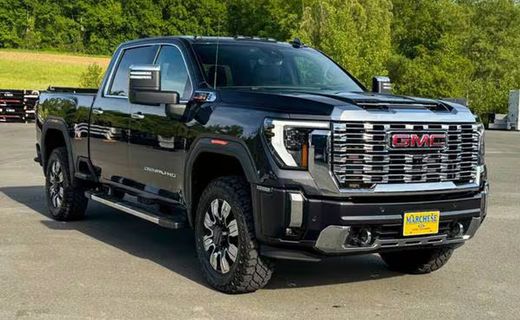 2024 GMC Sierra HD Denali