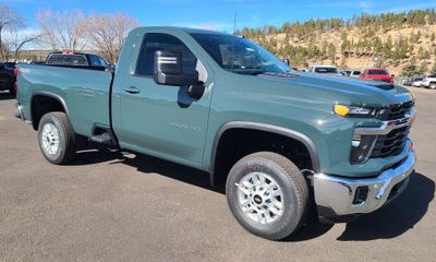 2025 Chevrolet Silverado HD LT