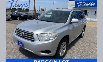 2010 Toyota Highlander Base