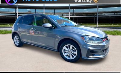 2019 Volkswagen Golf S SE