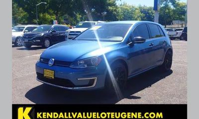 2016 Volkswagen E-Golf SE