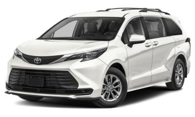2026 Toyota Sienna LE
