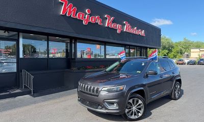 2019 Jeep Cherokee Overland
