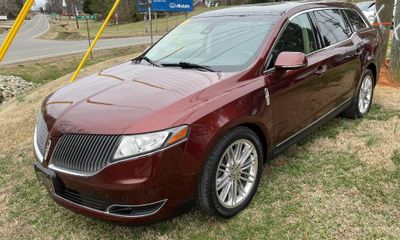 2016 Lincoln MKT Ecoboost