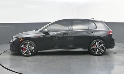 2024 Volkswagen Golf GTI SE