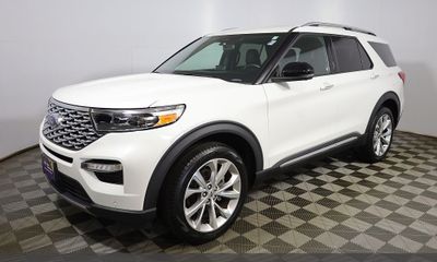 2023 Ford Explorer Platinum