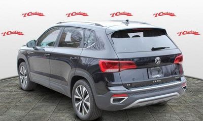 2023 Volkswagen Taos 4Motion SE W