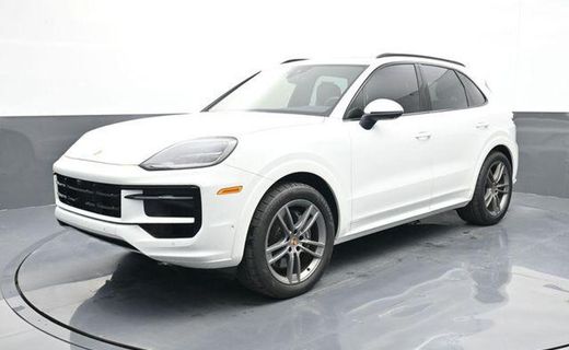 2025 Porsche Cayenne