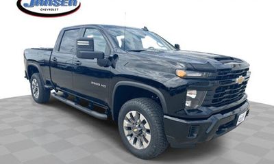2026 Chevrolet Silverado HD Custom