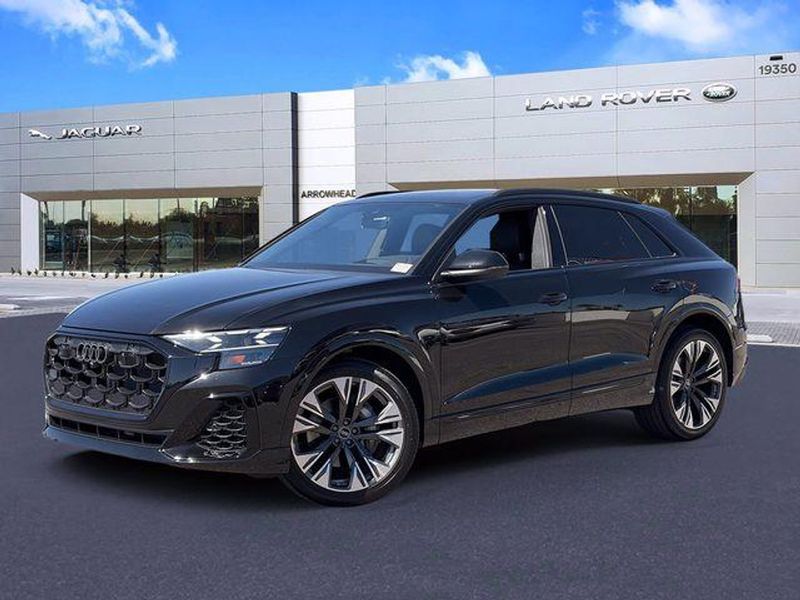 2025 Audi Q8 — a typically priced live listing