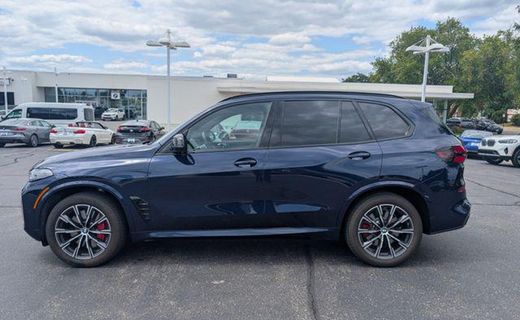 2026 BMW X5 M60I
