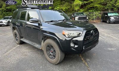 2021 Toyota 4RUNNER Venture